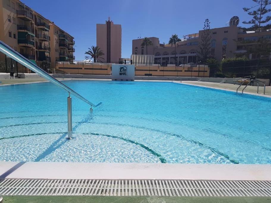 Sun Apartment - 3 Bedrooms, Priv Parking, Pool, Ac, Tv Channels, Fibre Net Los Cristianos  Exterior foto