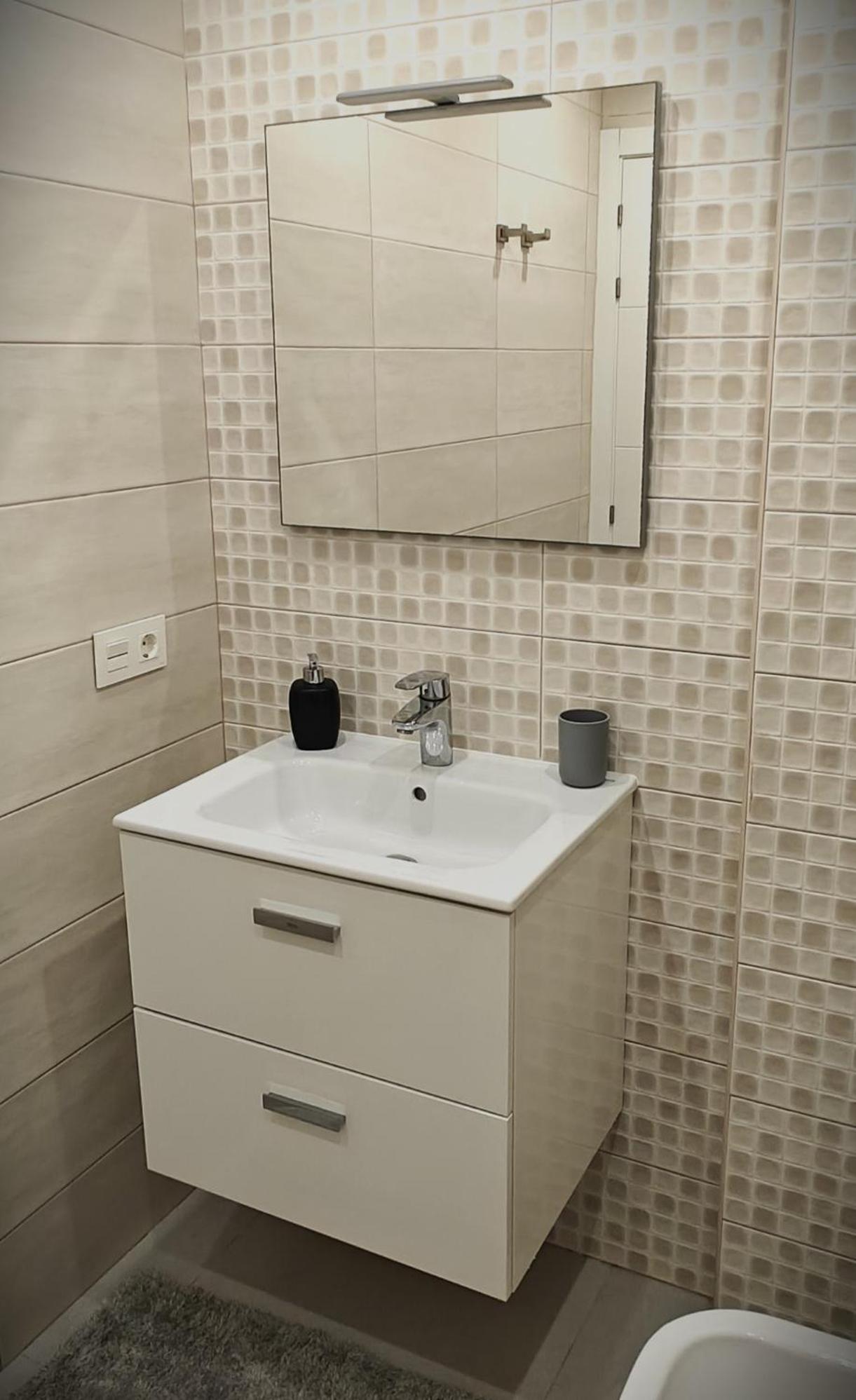 Sun Apartment - 3 Bedrooms, Priv Parking, Pool, Ac, Tv Channels, Fibre Net Los Cristianos  Exterior foto