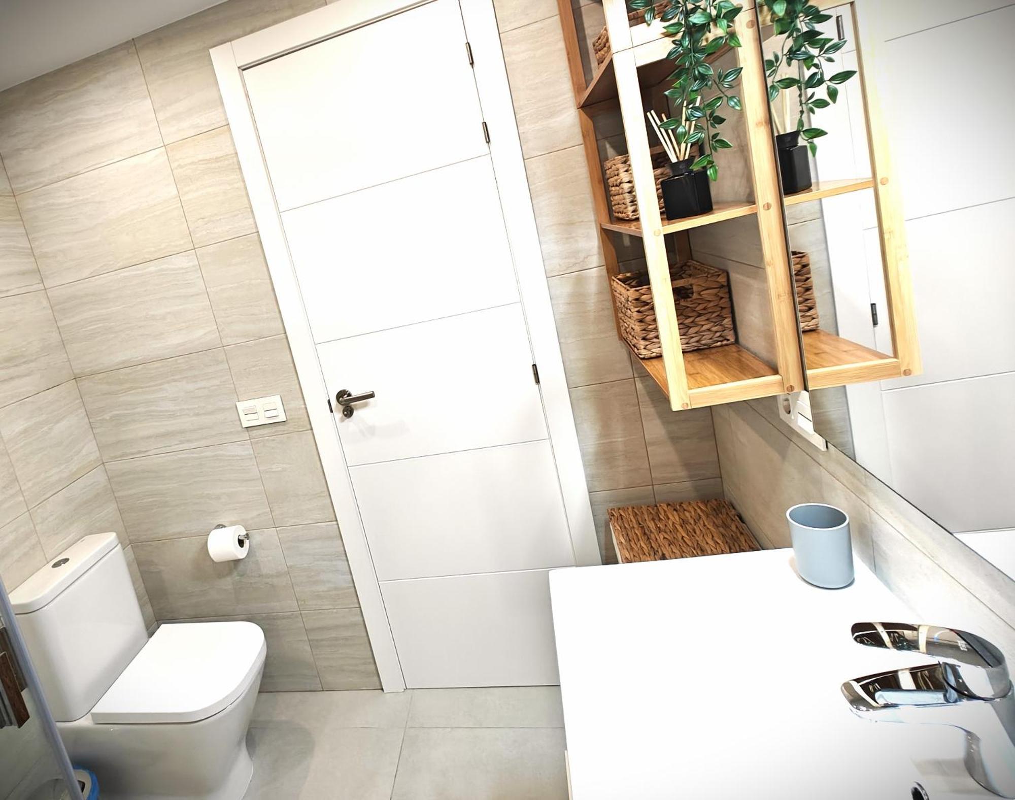Sun Apartment - 3 Bedrooms, Priv Parking, Pool, Ac, Tv Channels, Fibre Net Los Cristianos  Exterior foto