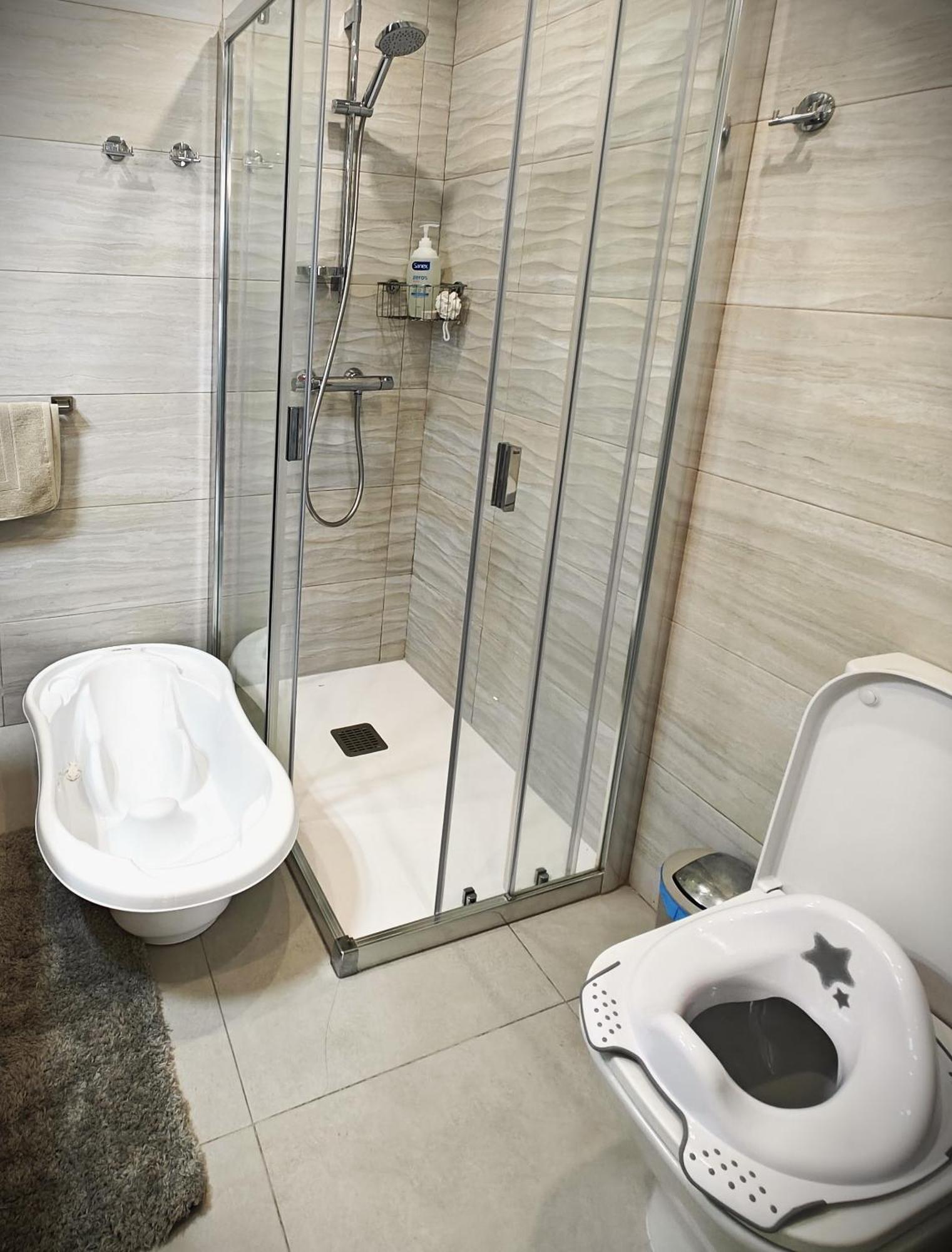 Sun Apartment - 3 Bedrooms, Priv Parking, Pool, Ac, Tv Channels, Fibre Net Los Cristianos  Exterior foto